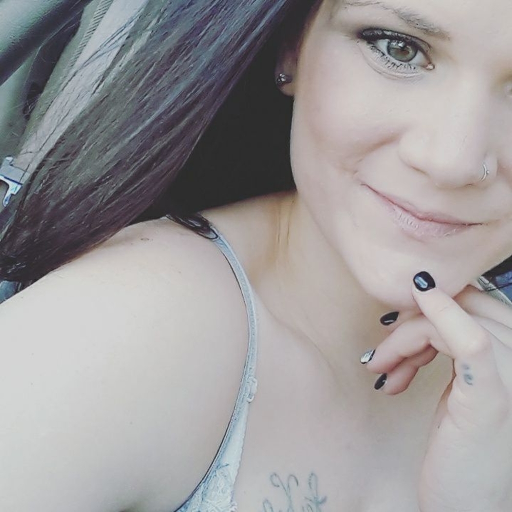 Meet your Posher, Brittney